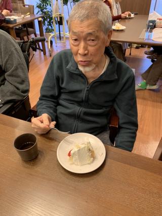 お誕生日ケーキ4